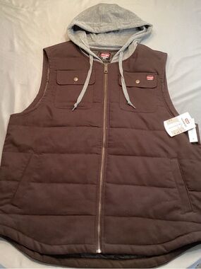 Wrangler Men’s Workwear Durable Quilted Lined Hooded Work Vest Brown 2XL NWT